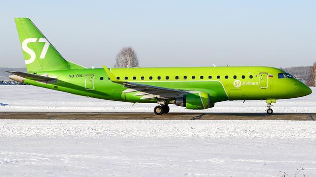 VQ-BYL::S7 Airlines